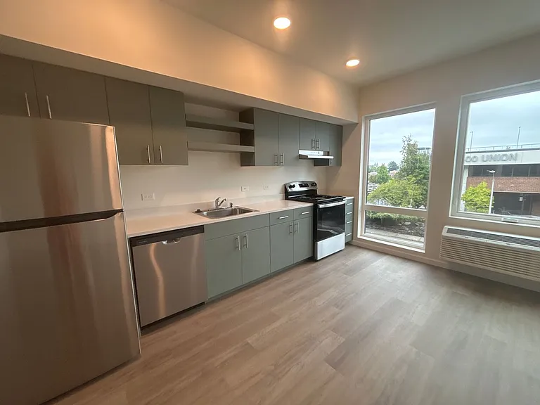 401 UNION — Photo 117