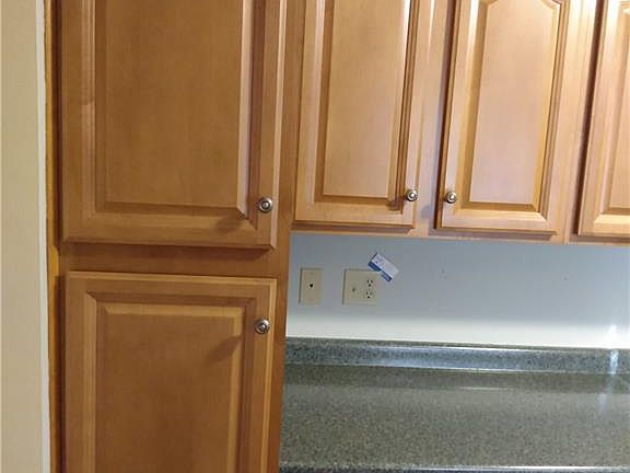 4th image of 510 Child St APT 106C
