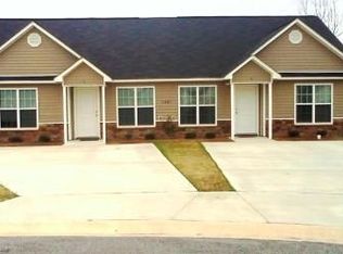 1412 Chestnut Ridge Ct #A, Greenville, NC 27834