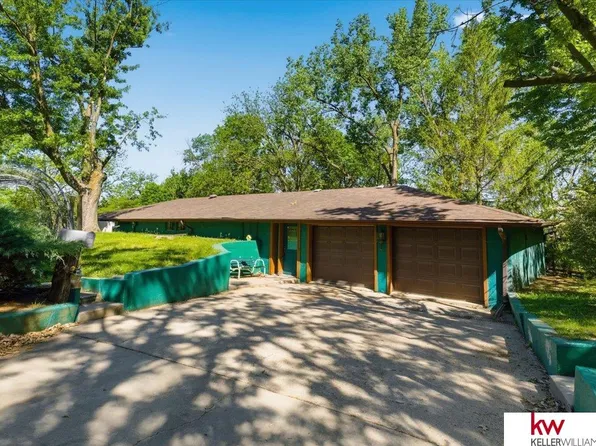 1206 Beaver Ct, Plattsmouth, NE 68048