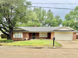 1785 Cypress Ln, Canton, TX 75103
