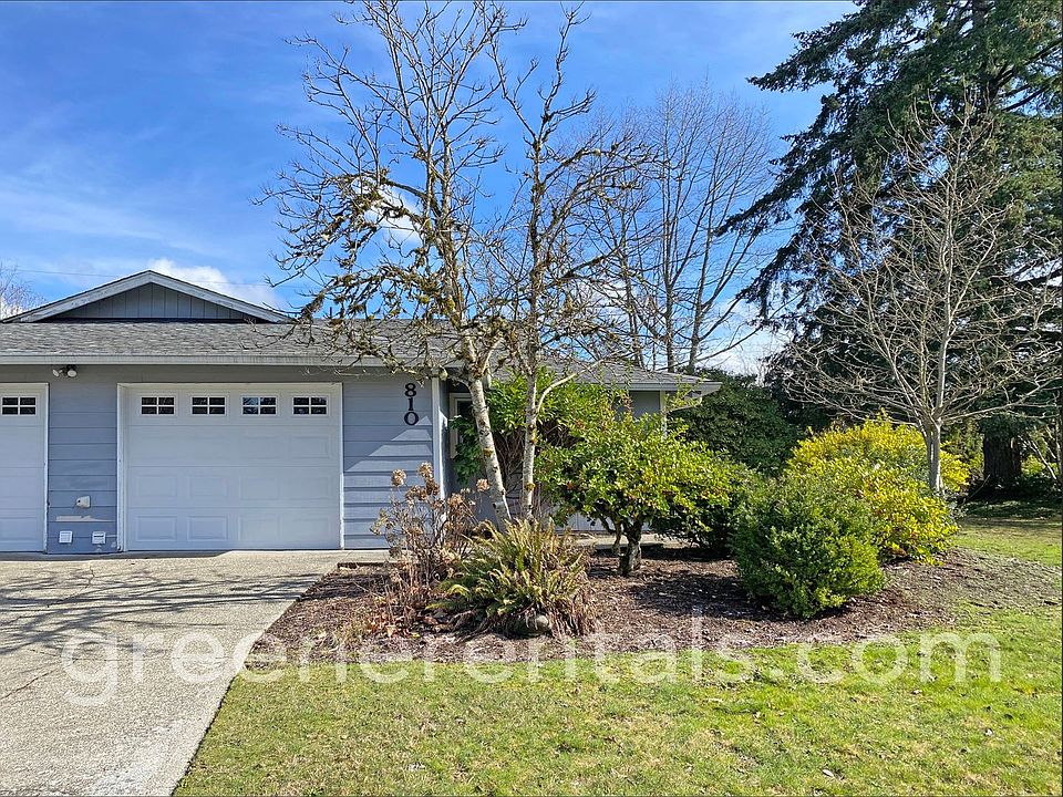 1st image of 810 Soroya Dr SW
