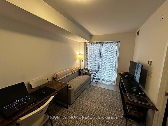 4th image of 2033 Kennedy Rd #1802