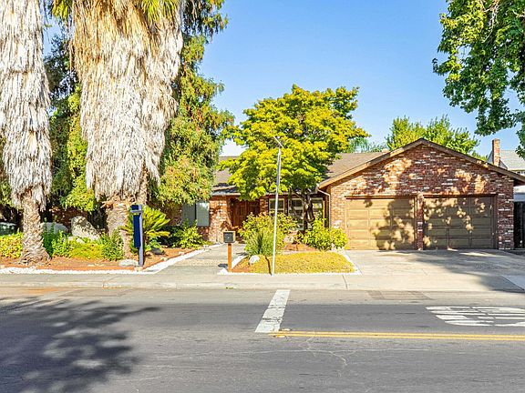 2nd image of 3716 Dragoo Park Dr