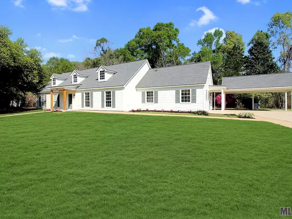 9326 Airport Rd, Saint Francisville, LA 70775