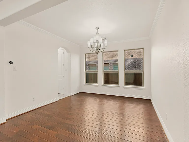 6819 Saint Francis Ct — Photo 21