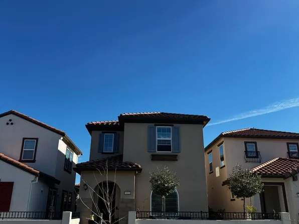 1013 Chapelhill Ln, Roseville, CA 95747