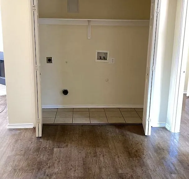 1105 Weston Dr — Photo 10