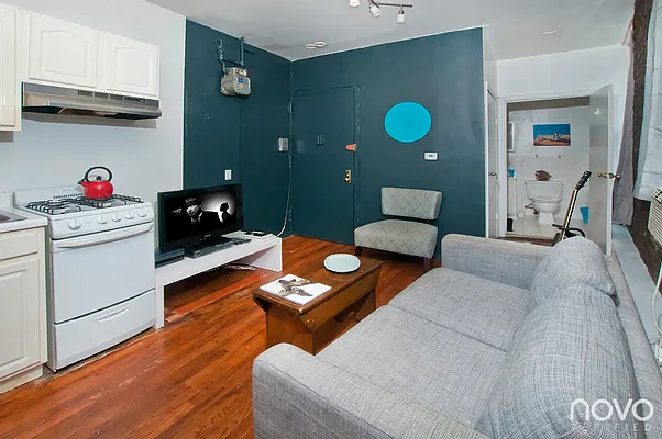 Rented by NOVO | media 28