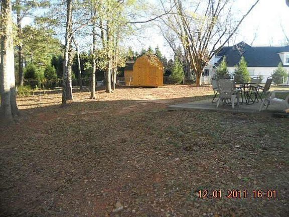 3rd image of 4 Beaubrook Ln