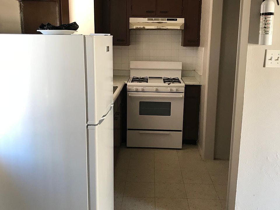 2nd image of 344 Charleston St SE APT 4