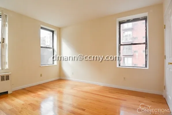 Rented by City Connections Realty | media 79