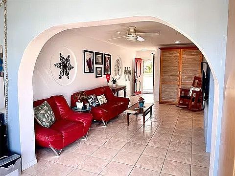 4th image of 609 Westwinds Dr