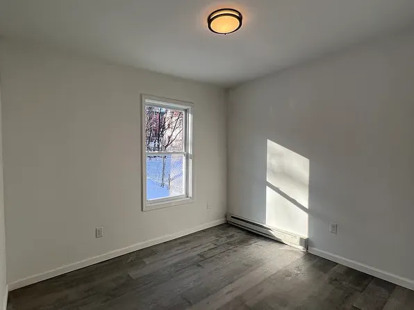 157 Chambers St, Newburgh, NY