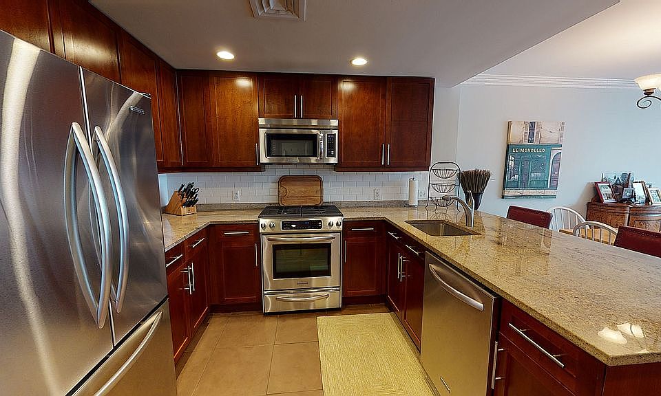 Granite, SS, task lighting
