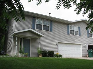 140 Trask St #B, Manhattan, IL 60442