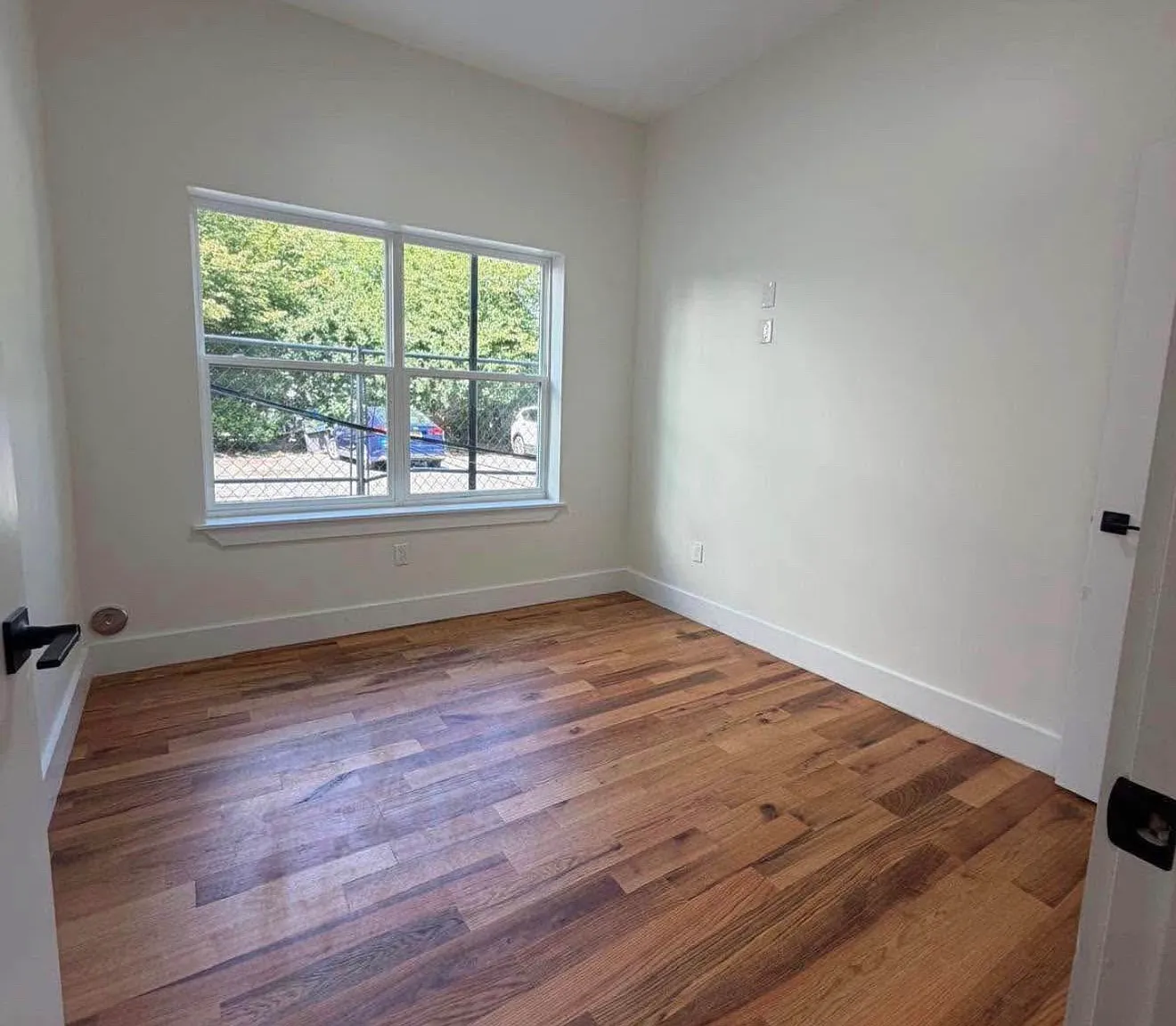 4 bed, $3,100 — Photo 4