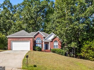 194 Sugarloaf Cir, Macon, GA