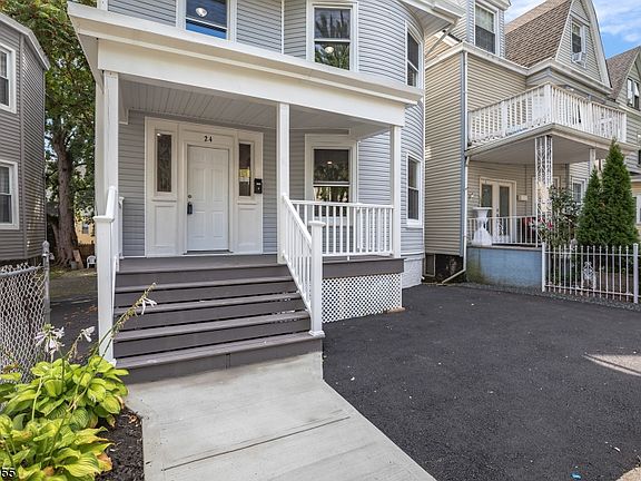 2nd image of 24 Stockton Pl