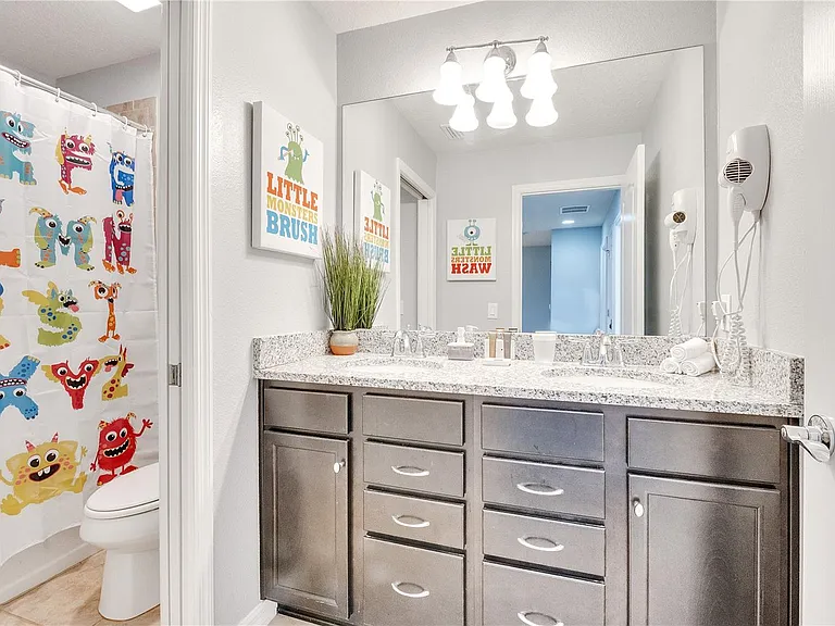 8827 Geneve Ct — Photo 52
