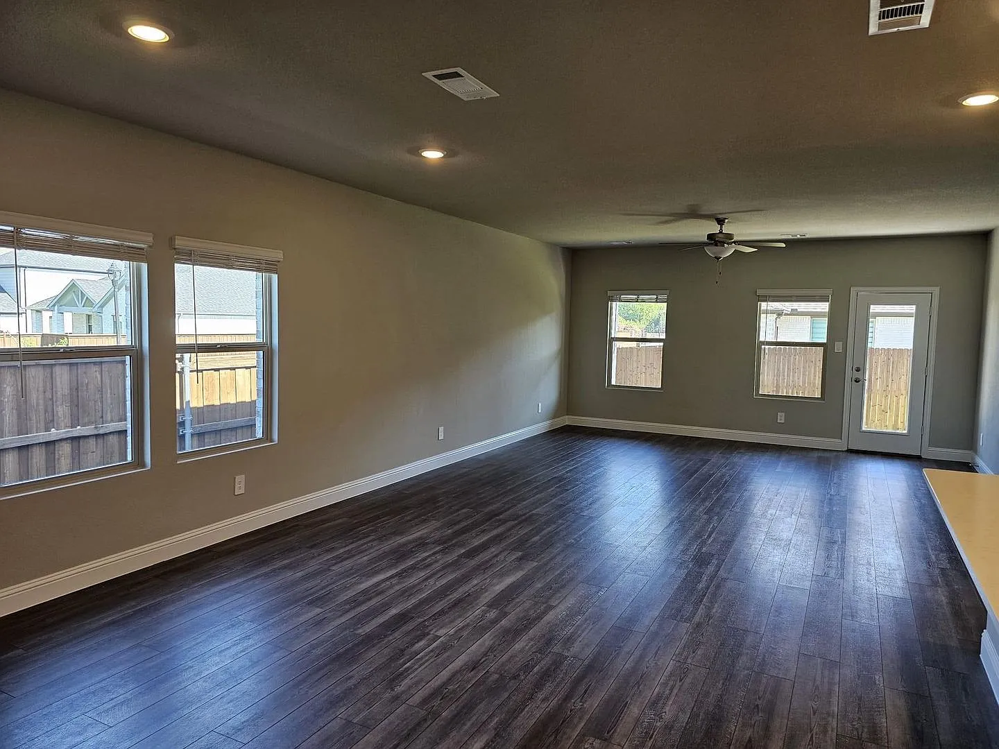 1301 Corkwood — Photo 4