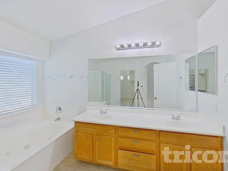 45063 W Jack Rabbit Trl — Photo 9