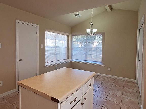 4th image of 6309 Avery Island Ave