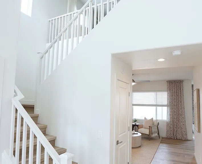 6548 N 15th Dr — Photo 10