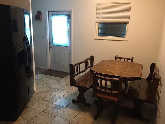 2 BR 1.5 BA Fully Furnished Rental — Photo 4