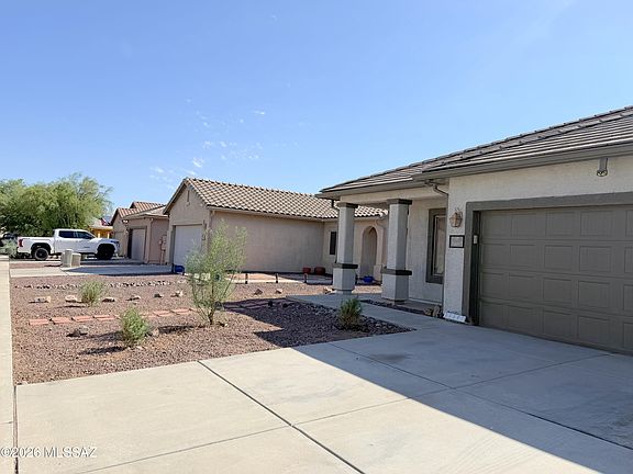 4th image of 34697 S Corral Dr