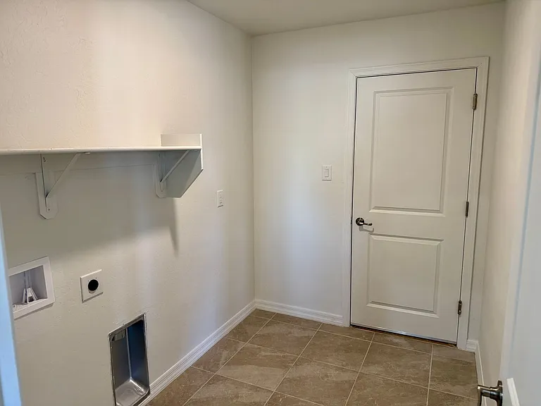 10857 Silver Spur Dr — Photo 9
