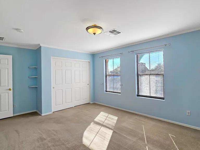 14226 W Wethersfield Rd — Photo 38