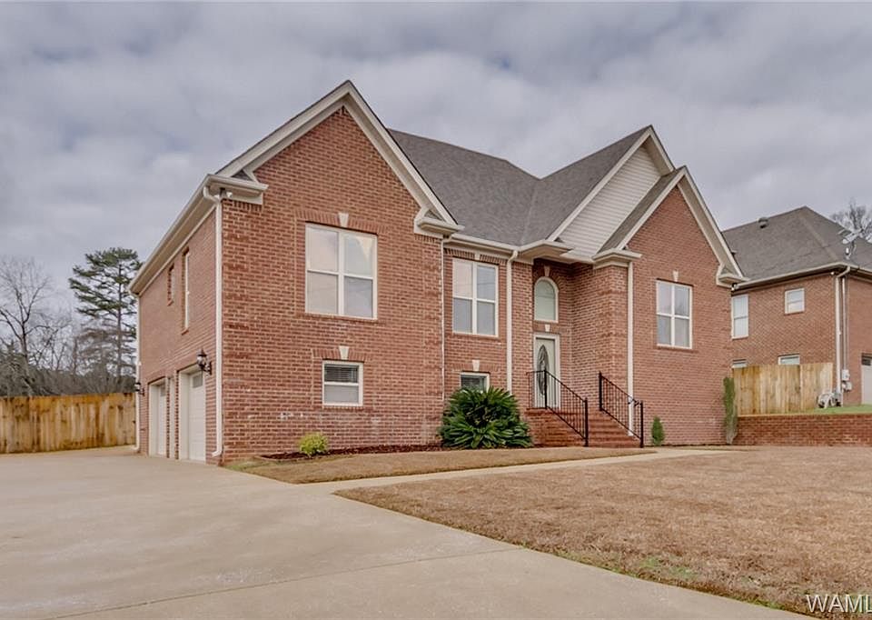 1st image of 10809 Dogwood Cir