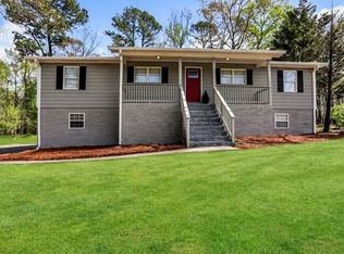 835 Brompton Ct, Lawrenceville, GA