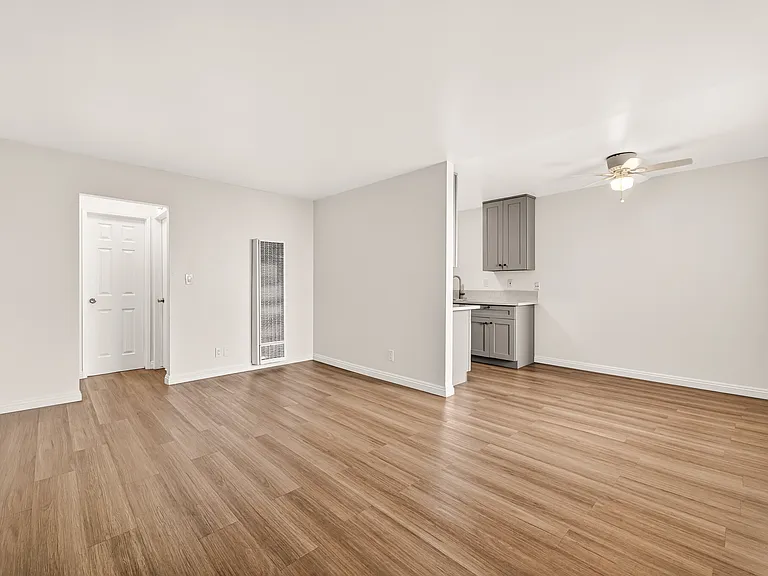 1631 W 224th St #2 — Photo 2