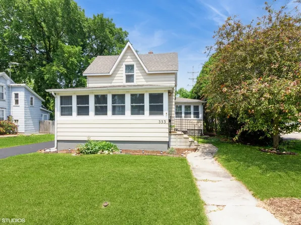 333 Charles St, Sycamore, IL 60178