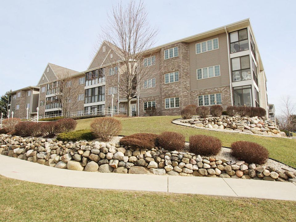 1st image of 2110 Chateau Ct