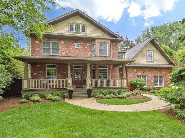 333 Bryant Ave, Glen Ellyn, IL 60137