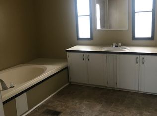 189 Lake Point Dr, Penhook, VA 24137