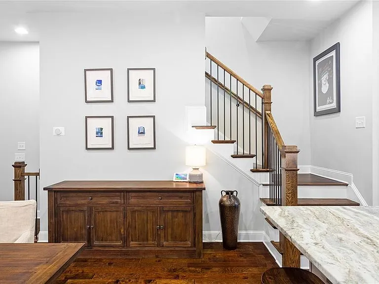 4346 Parkside Pl — Photo 7