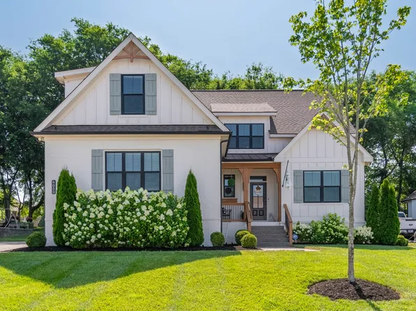 6050 Kidman Ln, Spring Hill, TN 37174