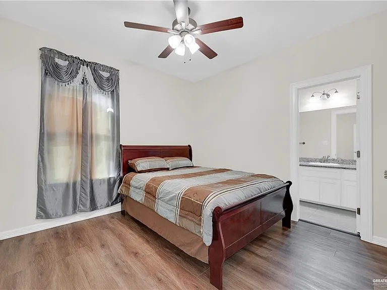 3817 Santa Fe St — Photo 18