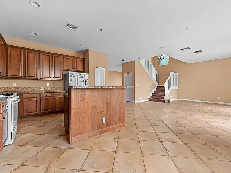 116 Hamilton Ter — Photo 11