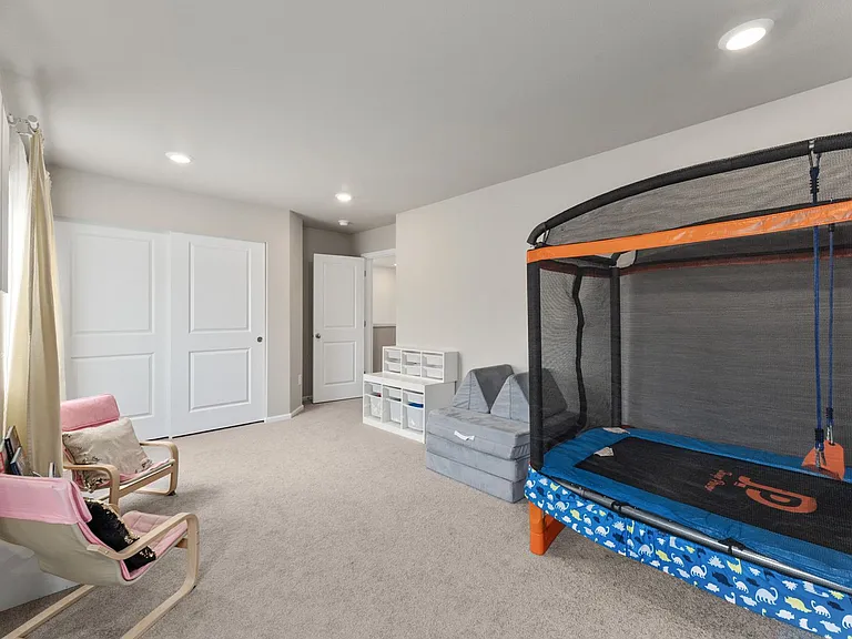 3273 Hanna Dr NE — Photo 25