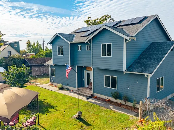 3696 Legg Road, Bow, WA 98232