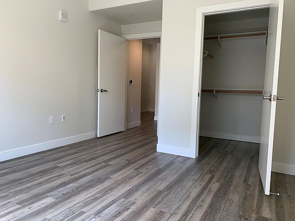 5th image of 451 N 10th Ave #417
