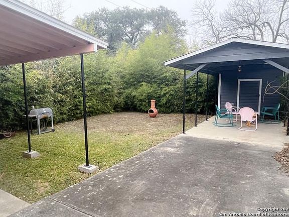 3rd image of 503 E Whittier St