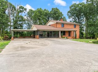 107 Dale Cir, Morganton, NC 28655