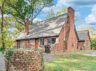 715 Brittany Ln, New Albany, IN 47150