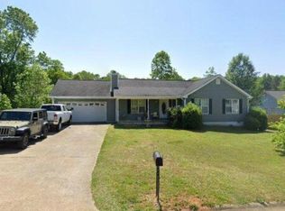 911 Century Dr, Winder, GA